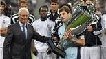 Casillas giúp Real Madrid giành cúp Beckenbauer